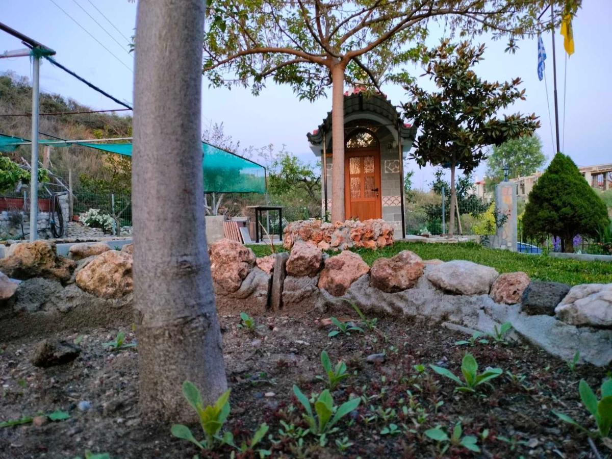 Adam'S Holiday House 2019 Kariani Exterior photo