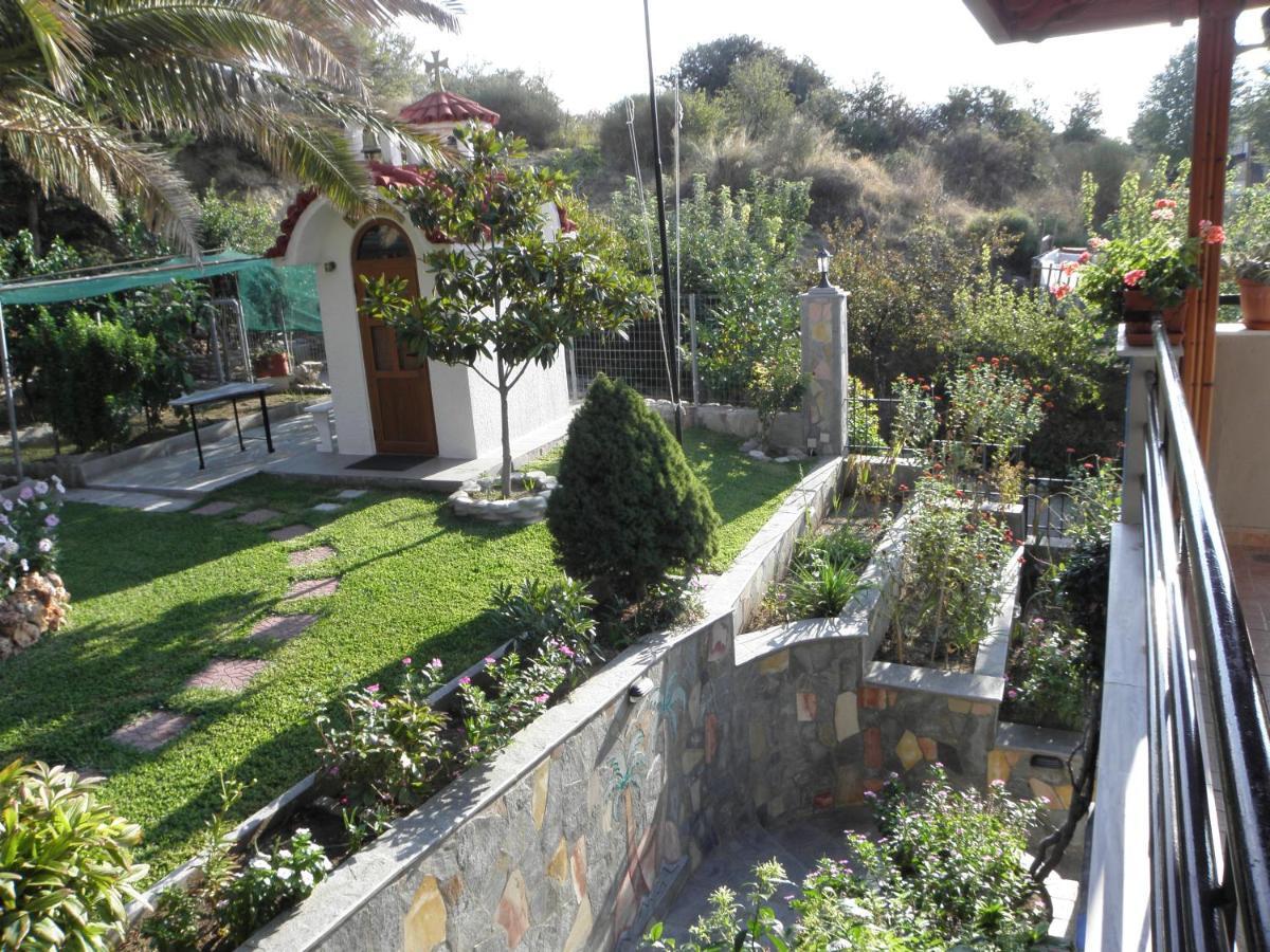 Adam'S Holiday House 2019 Kariani Exterior photo